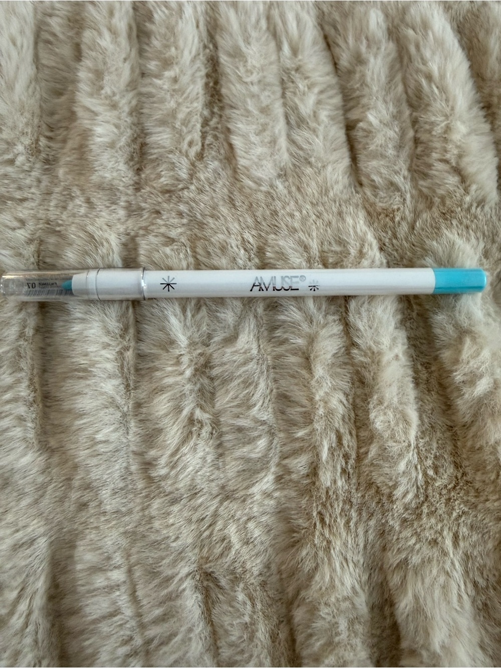 Muse Eyeliner Pencil in Light Blue